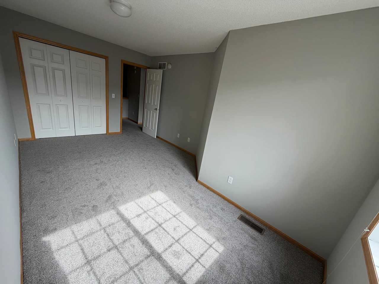 2315 Eagle Trace Ln - Photo 7 of 34