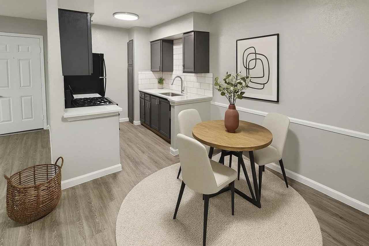 3550 E Overton Rd - Photo 3 of 10