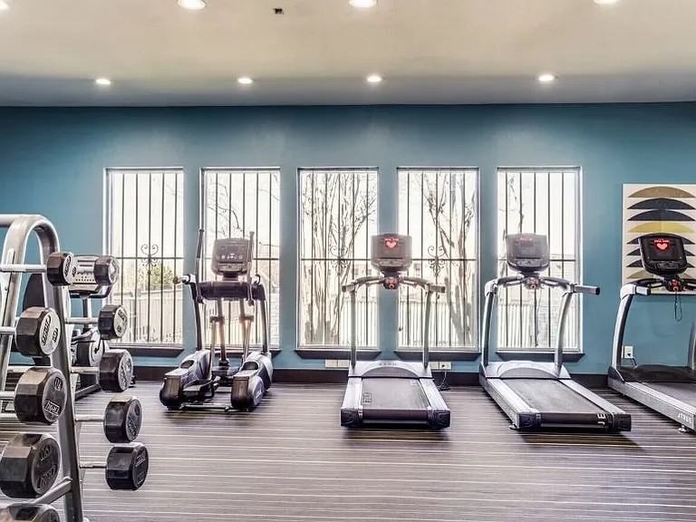 3550 E Overton Rd - Photo 5 of 10