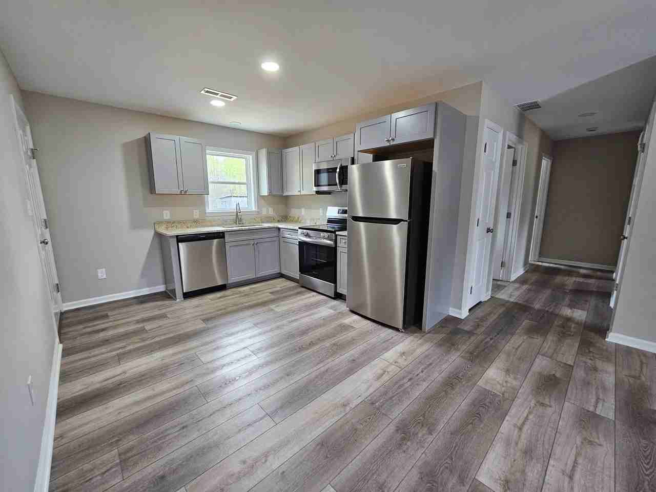 6712 Old Lexington Rd #A - Photo 6 of 14