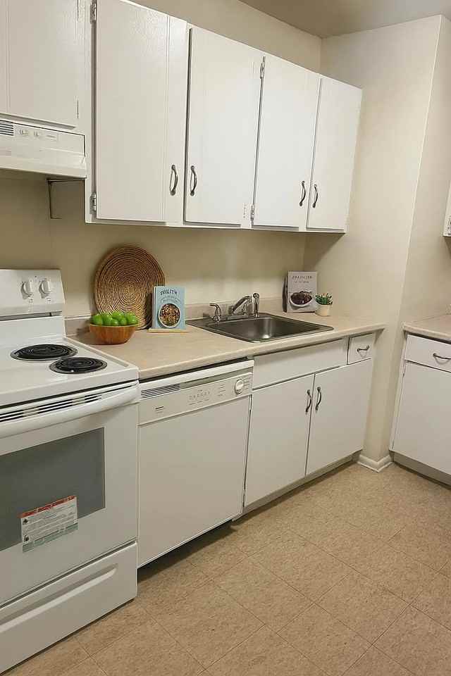 1007 Bullock Ave - Photo 6 of 7