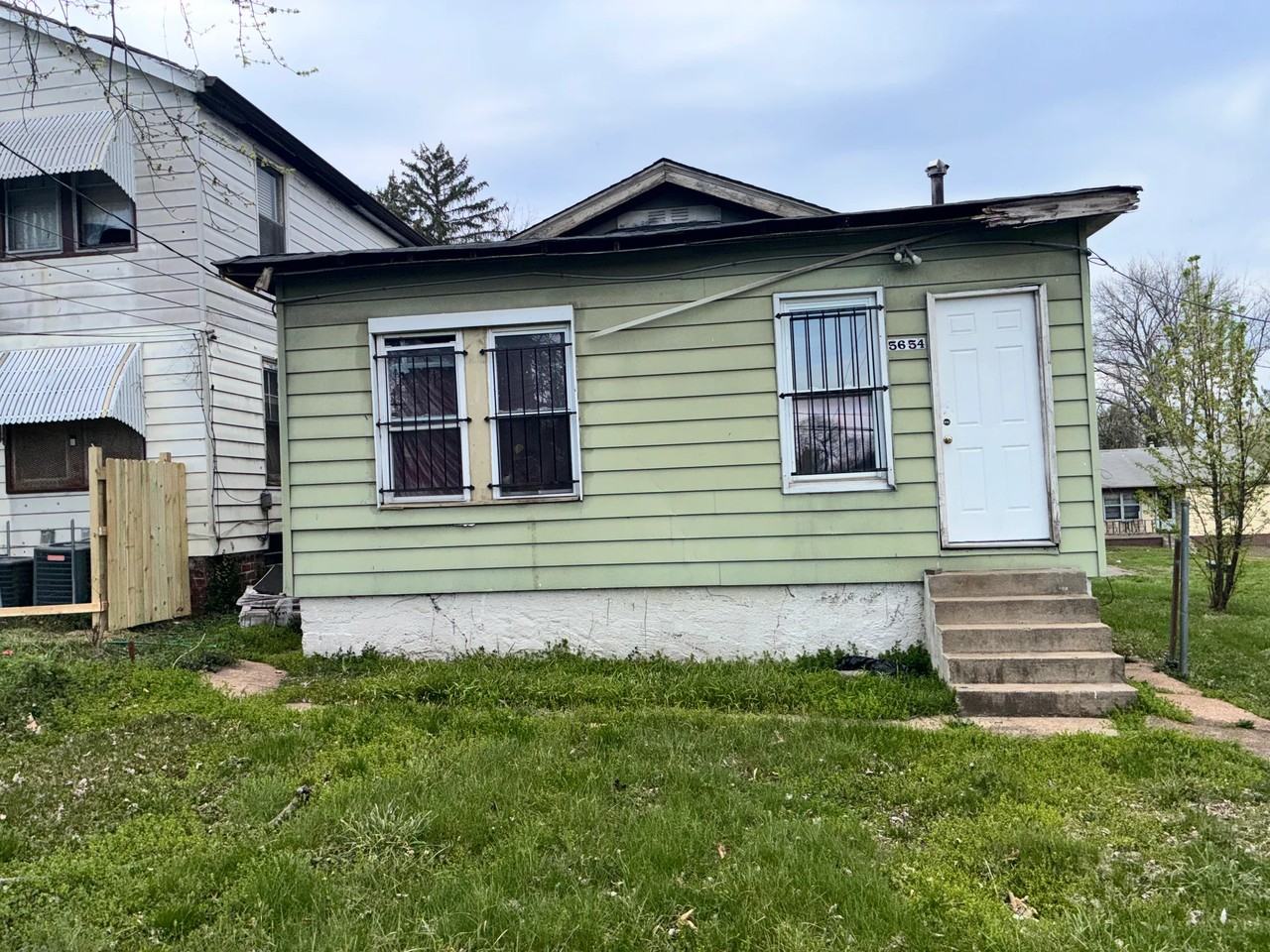 5654 Acme Ave - Photo 3 of 14