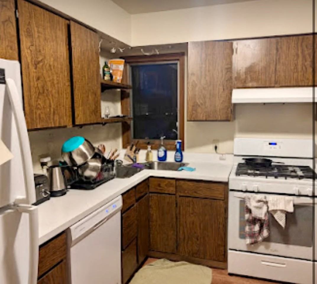 1243 Brookside Dr #2E - Photo 4 of 8