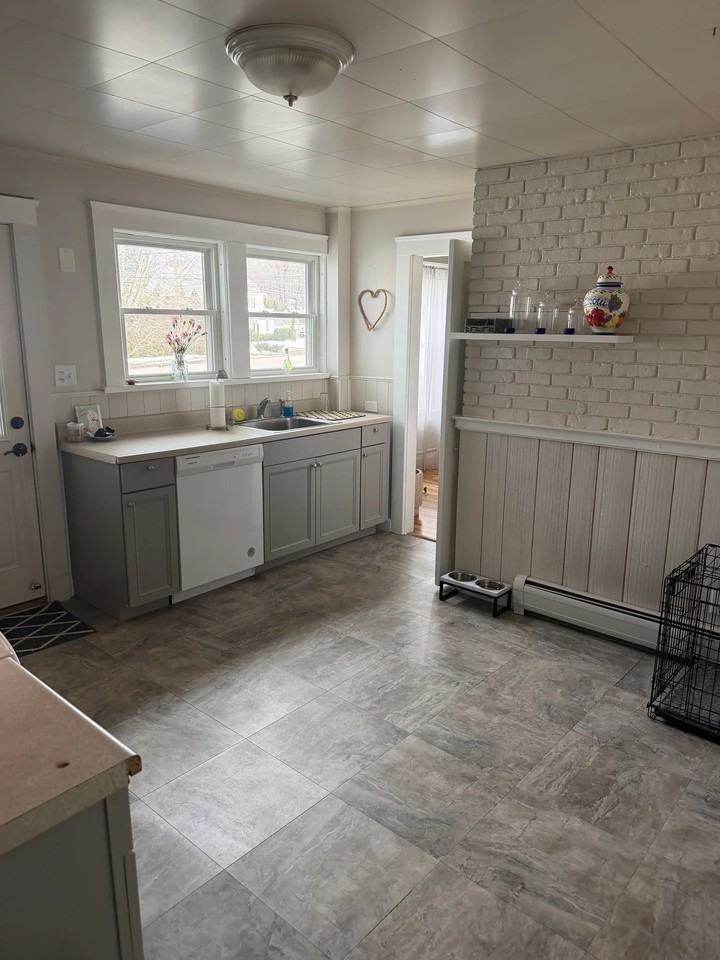 1 Fowell Ave - Photo 6 of 14