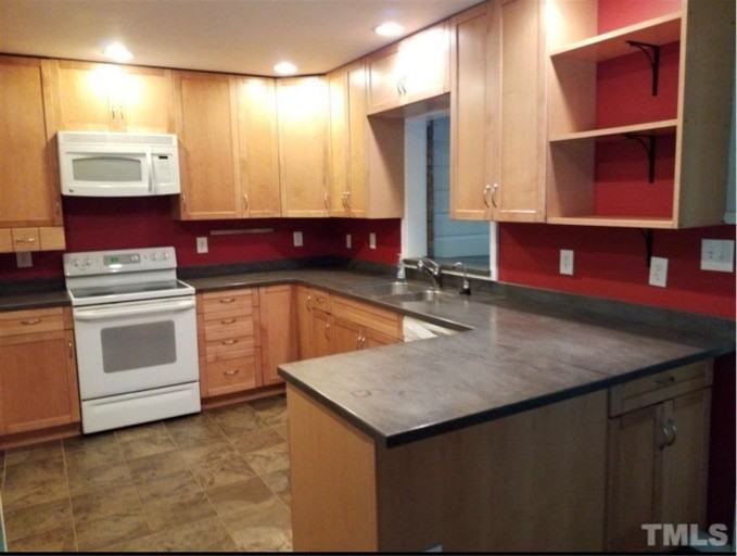 604 Maple Ln #1 - Photo 6 of 9