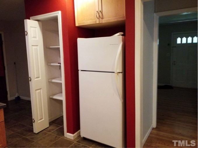 604 Maple Ln #1 - Photo 7 of 9