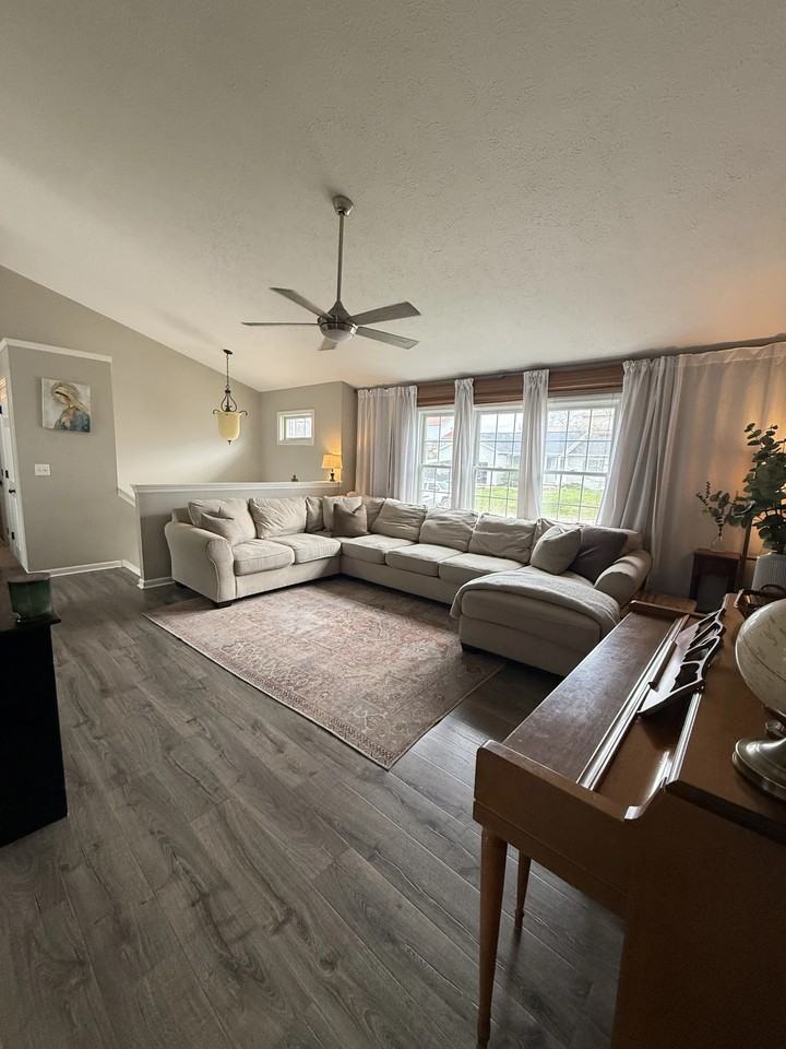 1187 Lehigh Dr - Photo 4 of 18