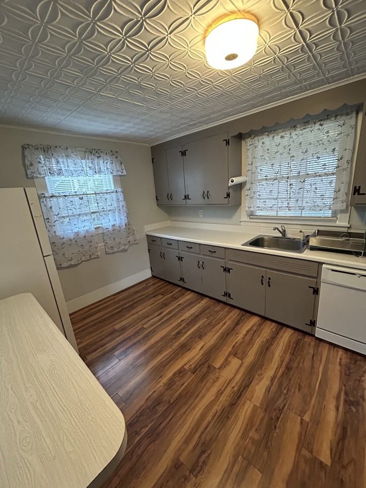 272 N Main St #1 - Photo 4 of 6