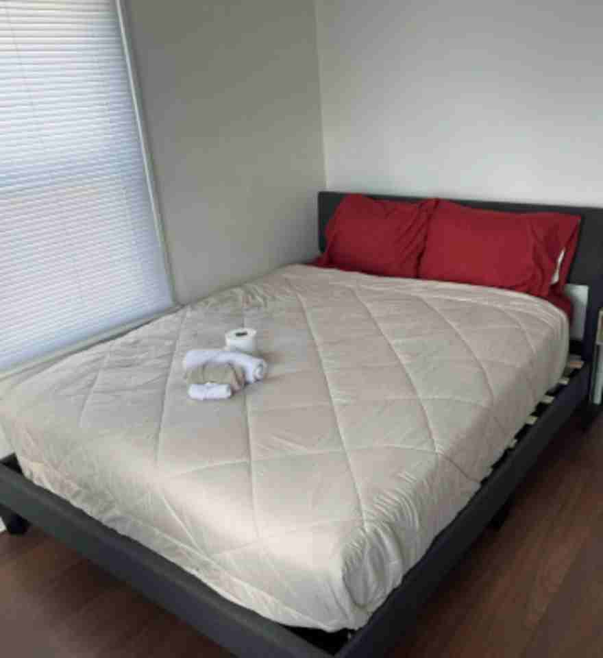 60 Mark Ave - Photo 2 of 5