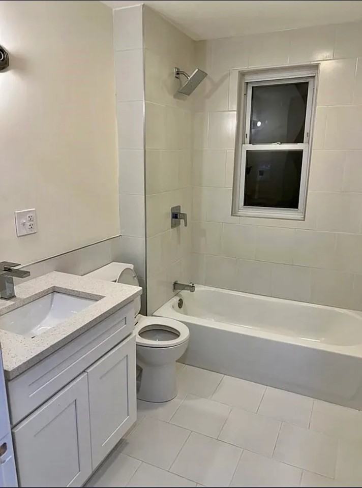 1215 Blue Hill Ave #2 - Photo 4 of 7