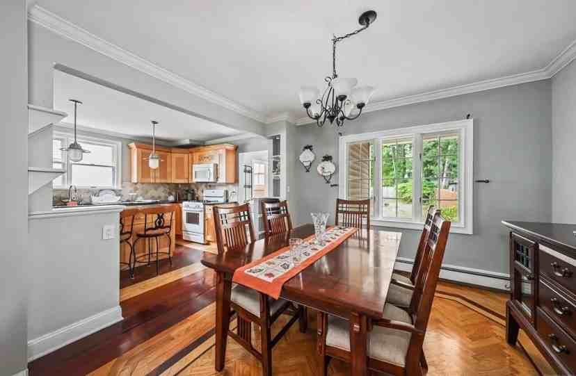 80 Carmel St - Photo 3 of 9