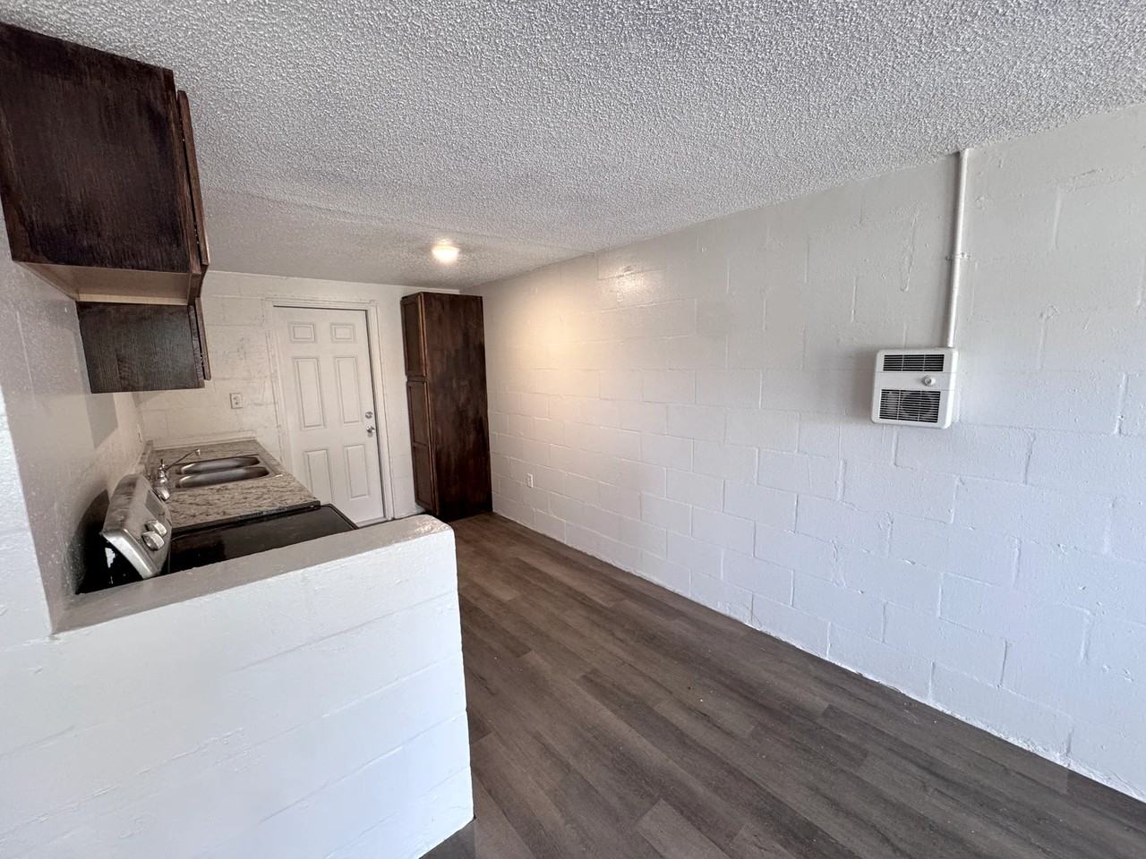 116 12th St W #116 - Photo 5 of 12