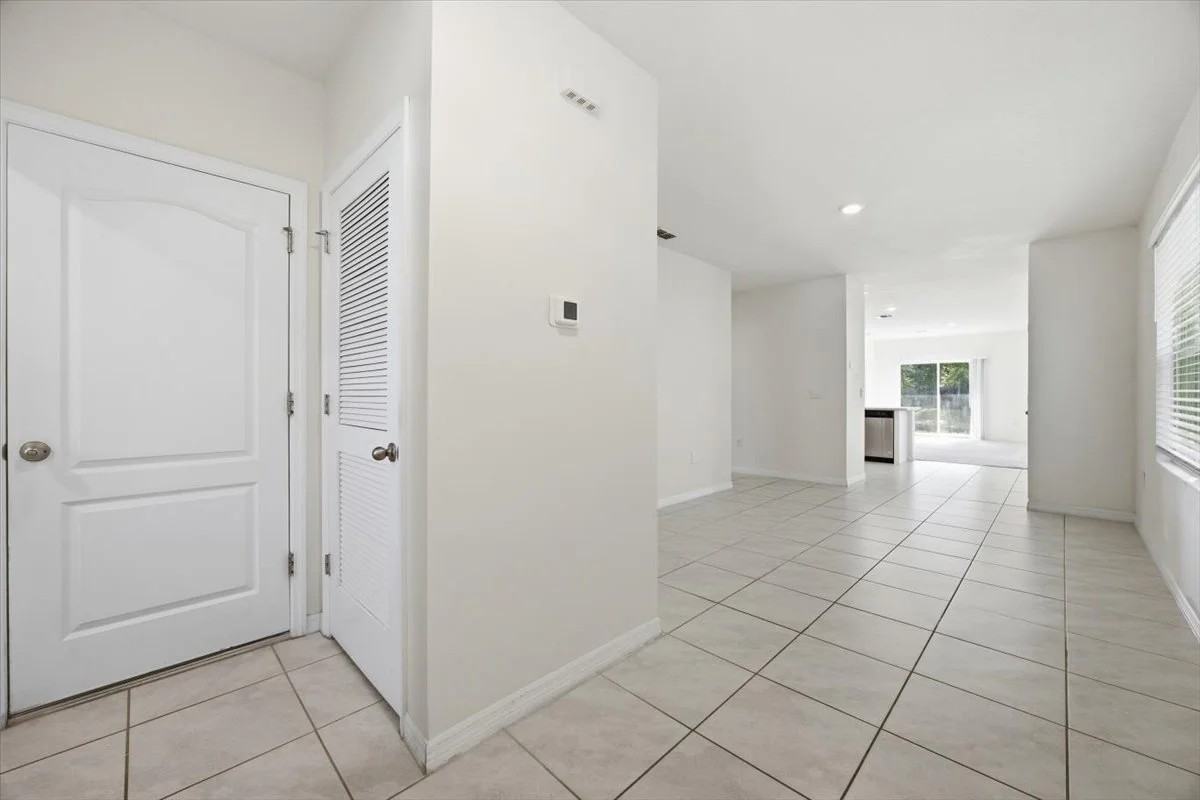 289 Gina Ln - Photo 2 of 20