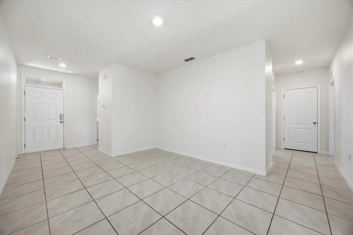 289 Gina Ln - Photo 5 of 20