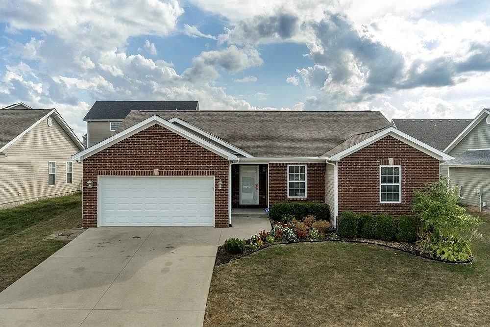 110 Rich Ln - Photo 2 of 14