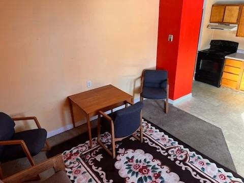 1462 Locust St #1 - Photo 4 of 16