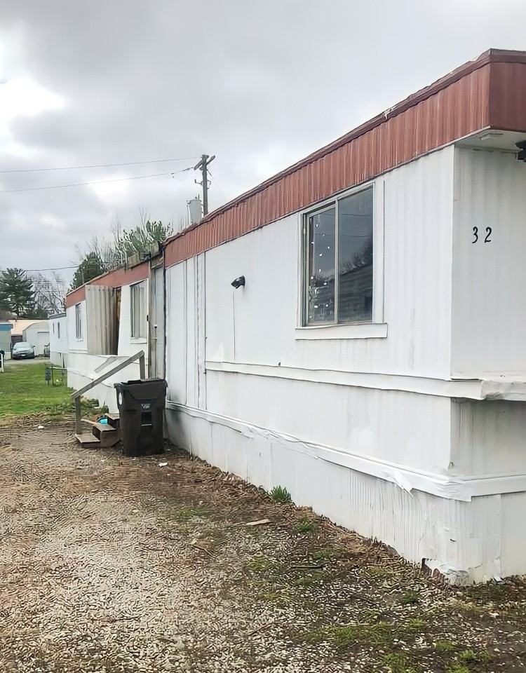 32 Mahoning Ave - Photo 3 of 4