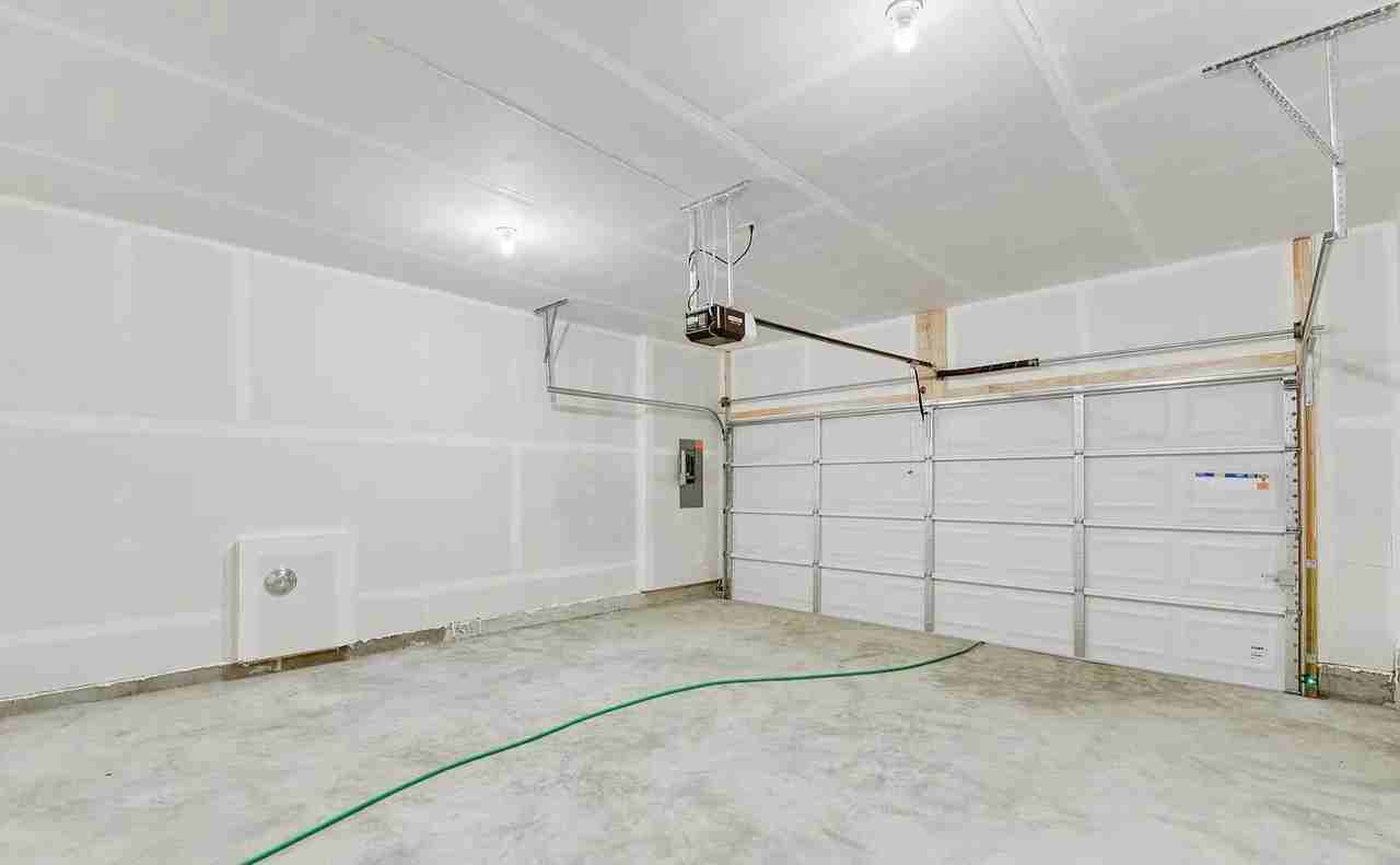 1745 Lawder Cir - Photo 2 of 20