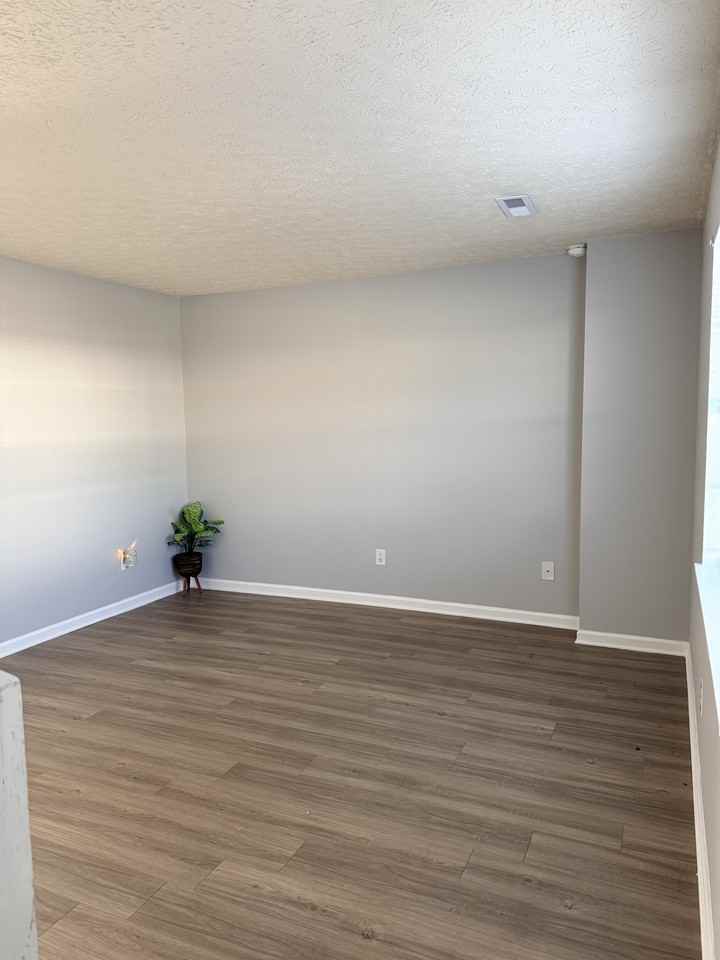 24 Duiguid Dr - Photo 3 of 9