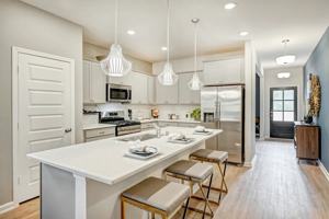 featured image of 1219 Anderson Dr