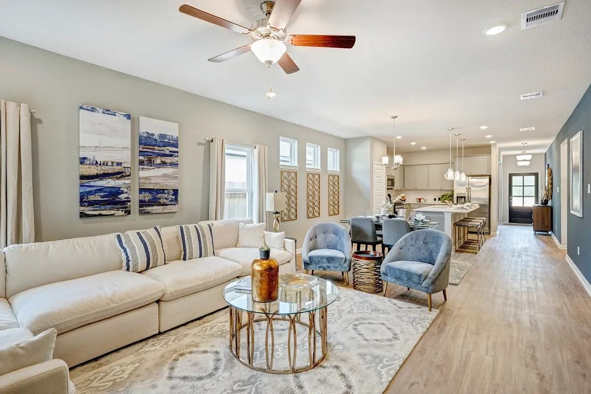 1219 Anderson Dr - Photo 2 of 6