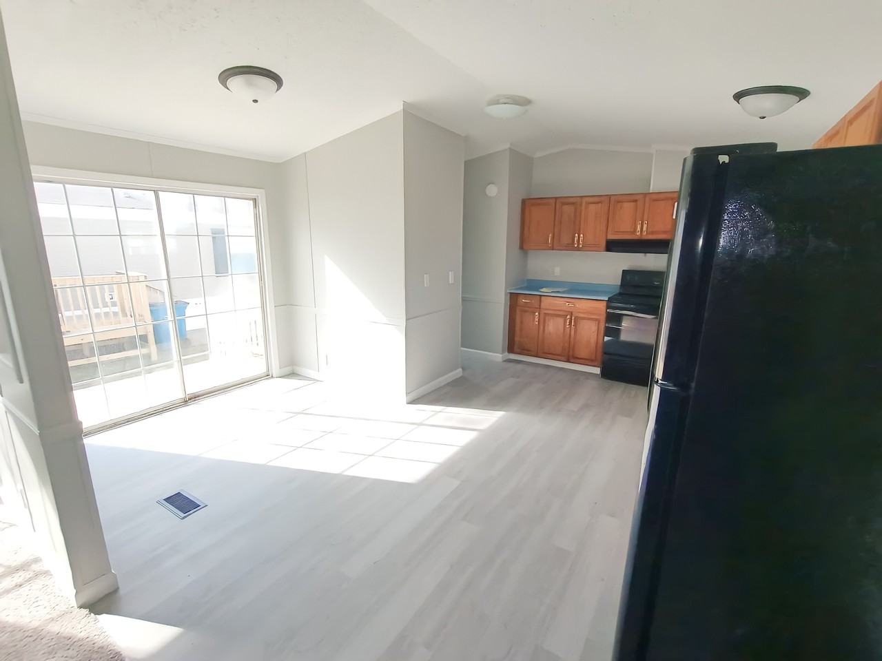 83 Deerwood Park - Photo 4 of 13