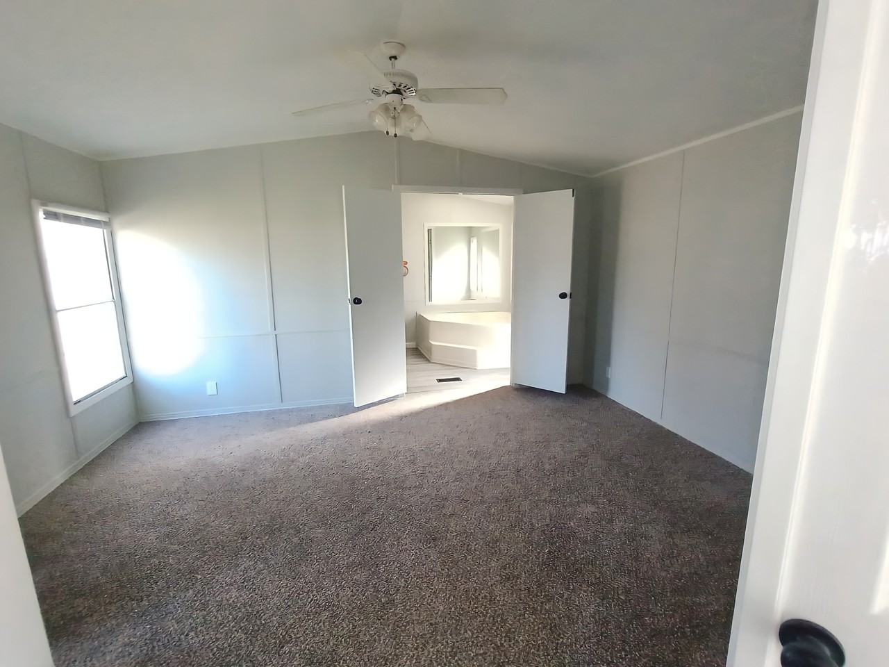 83 Deerwood Park - Photo 6 of 13