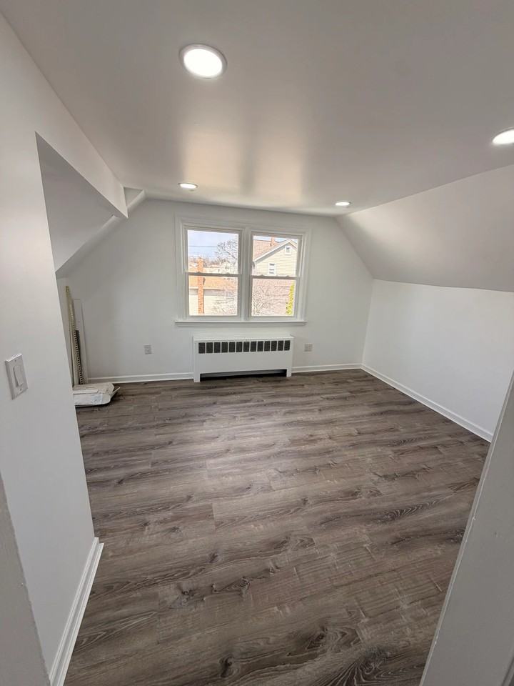 123 E New York Ave #2 - Photo 3 of 4