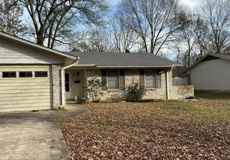 3514 Sabine Ave - Photo 1 of 1