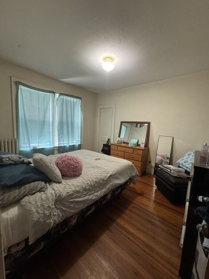 329 Beech Street - Photo 4 of 22