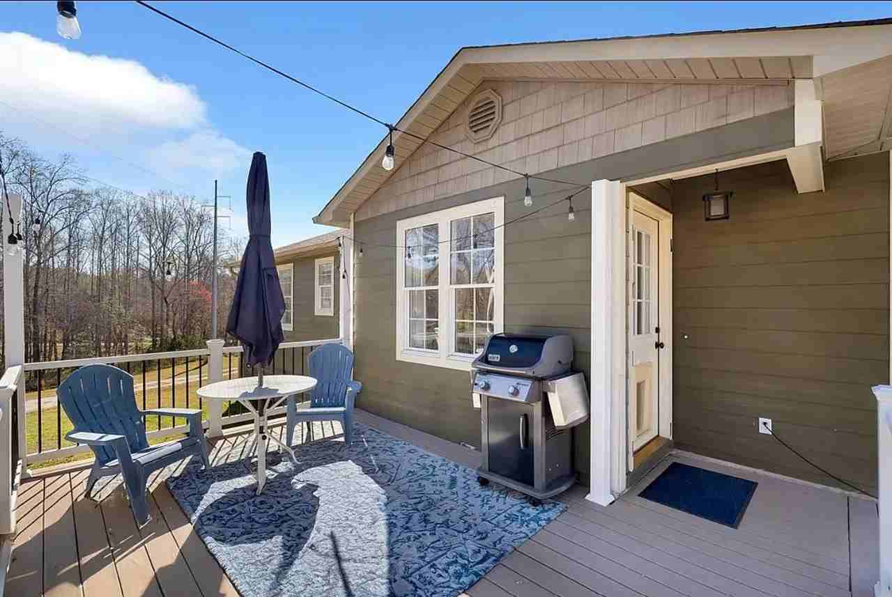 450 Lindsey Lake Rd - Photo 3 of 20