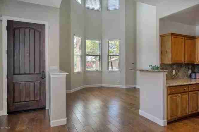 617 S Roosevelt St - Photo 2 of 20