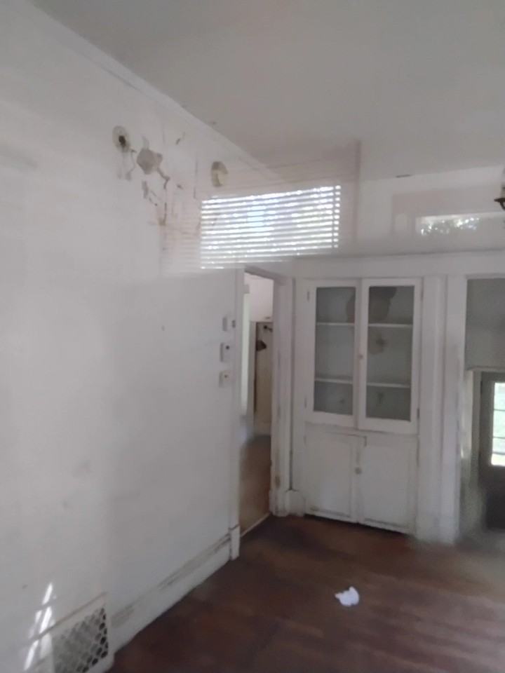 800 S Greenlawn Ave - Photo 4 of 20