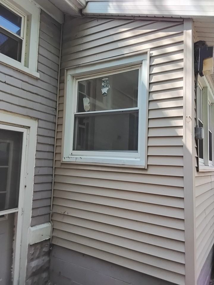 800 S Greenlawn Ave - Photo 6 of 20