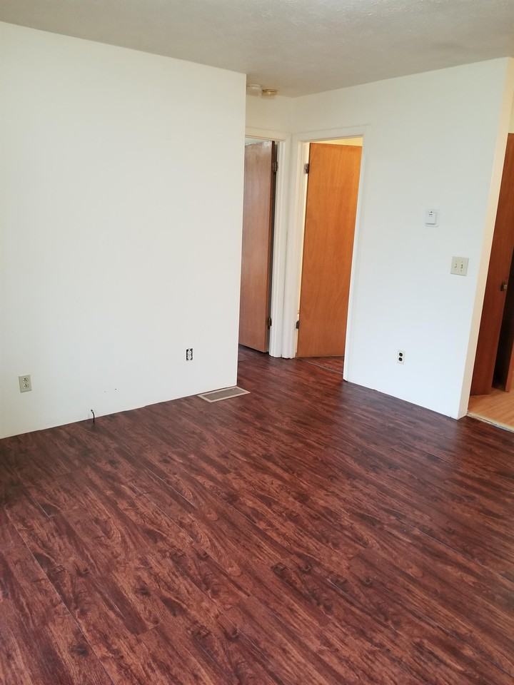 2993 North Creek Road - Photo 2 of 17