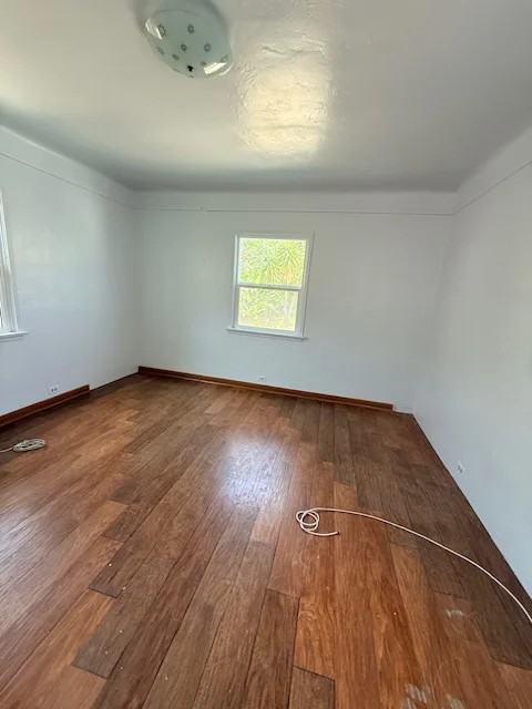 4401 E 52nd St - Photo 4 of 14