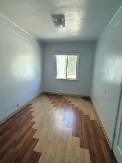 4401 E 52nd St - Photo 7 of 14