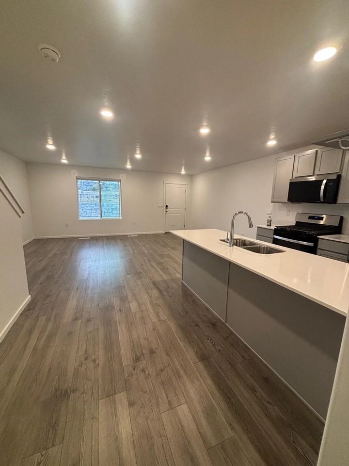 1329 S Harvest View Dr #234 - Photo 7 of 40