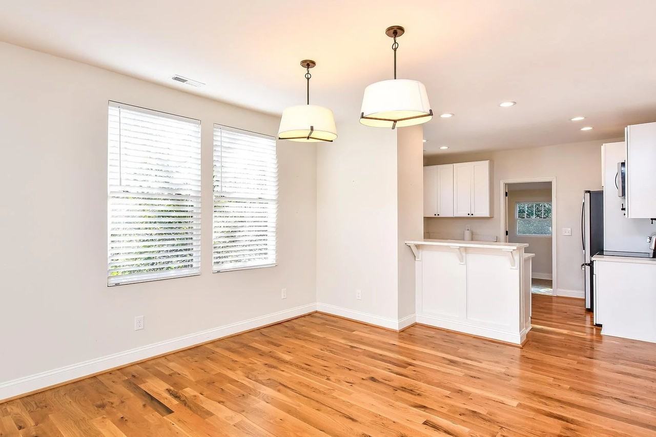 550 Pinckney Ct - Photo 2 of 5