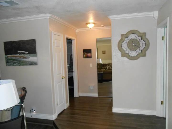 2770 Diablo Dr - Photo 4 of 20