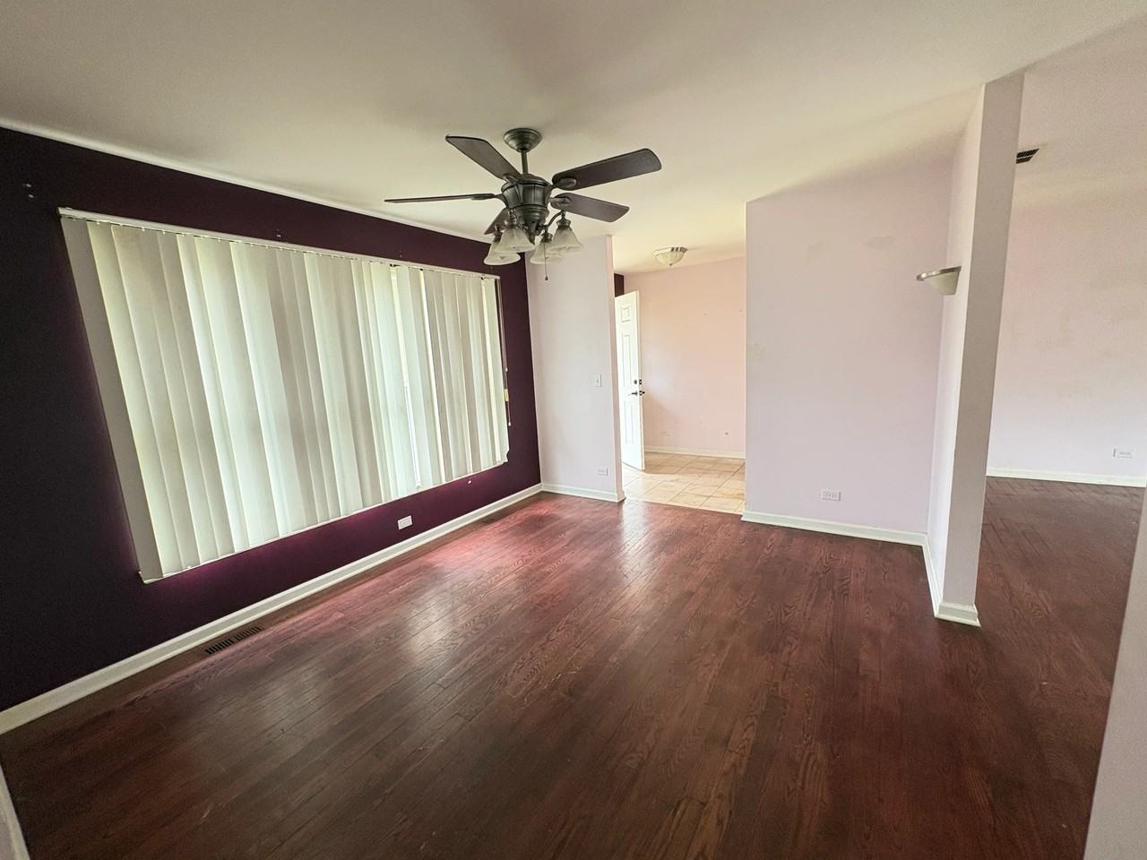 6N730 Manor Ln - Photo 6 of 20