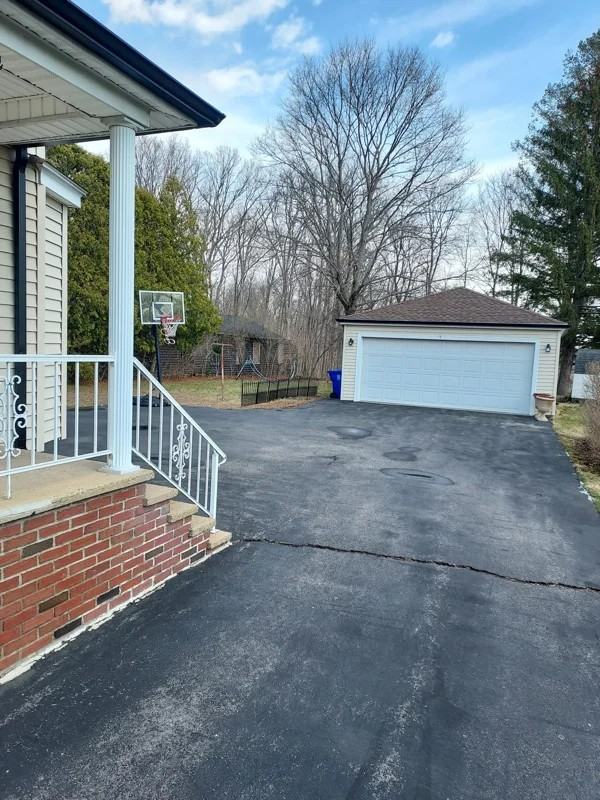 65 Vaillancourt St - Photo 7 of 20