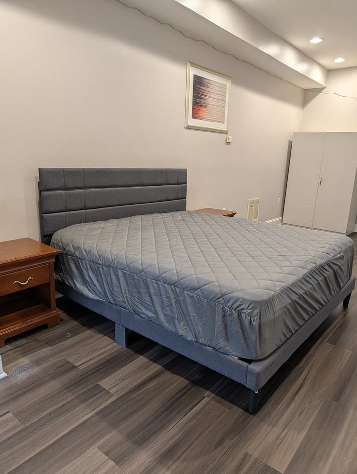 1334 Druid Hill Ave - Photo 2 of 9