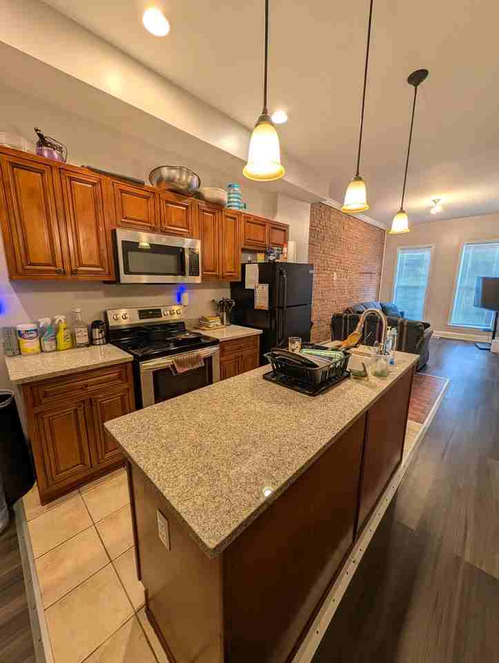 1334 Druid Hill Ave - Photo 7 of 9