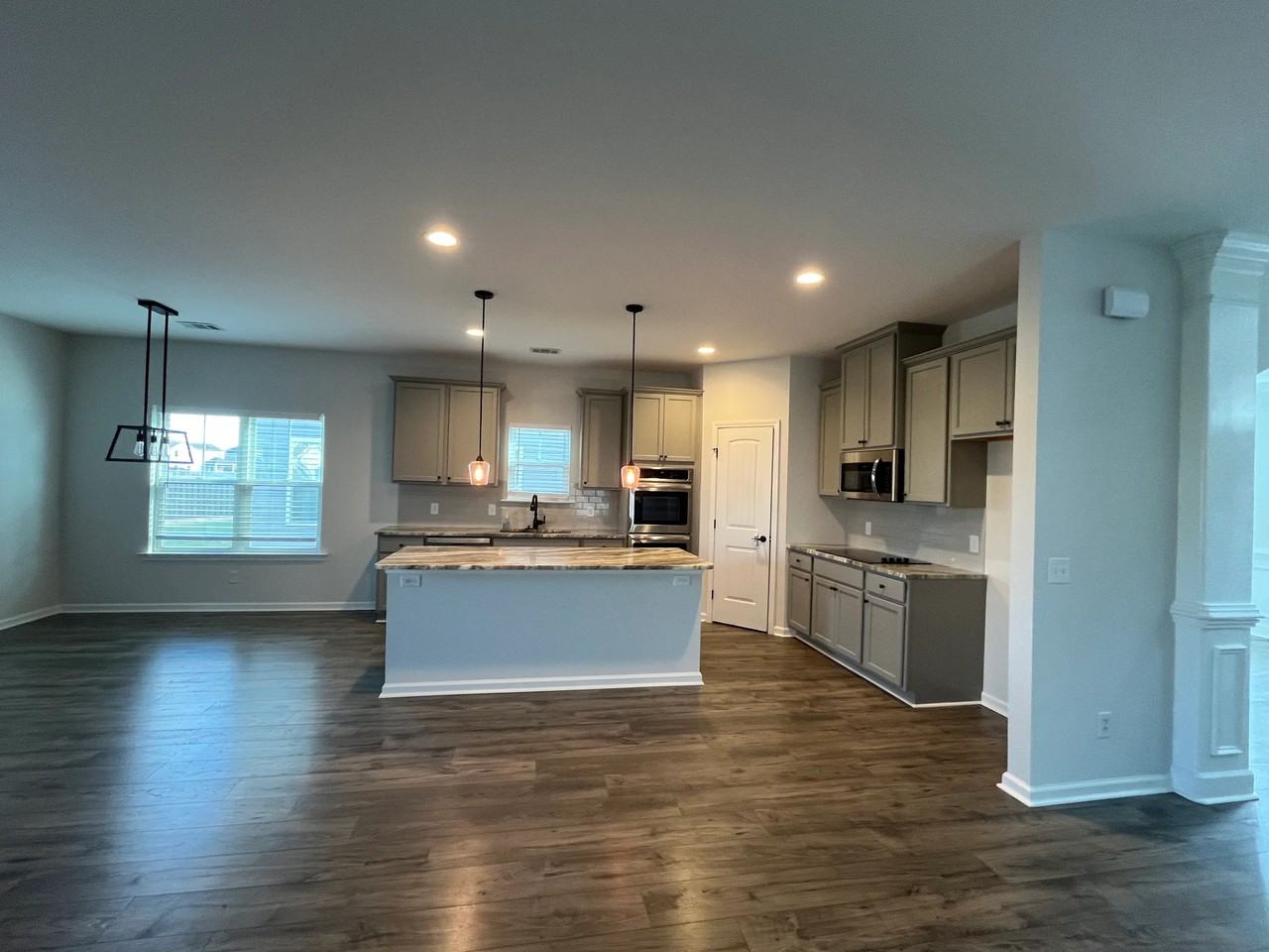 136 Whitehaven Rd - Photo 6 of 17