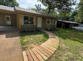 featured image of 128 Hiawatha Dr