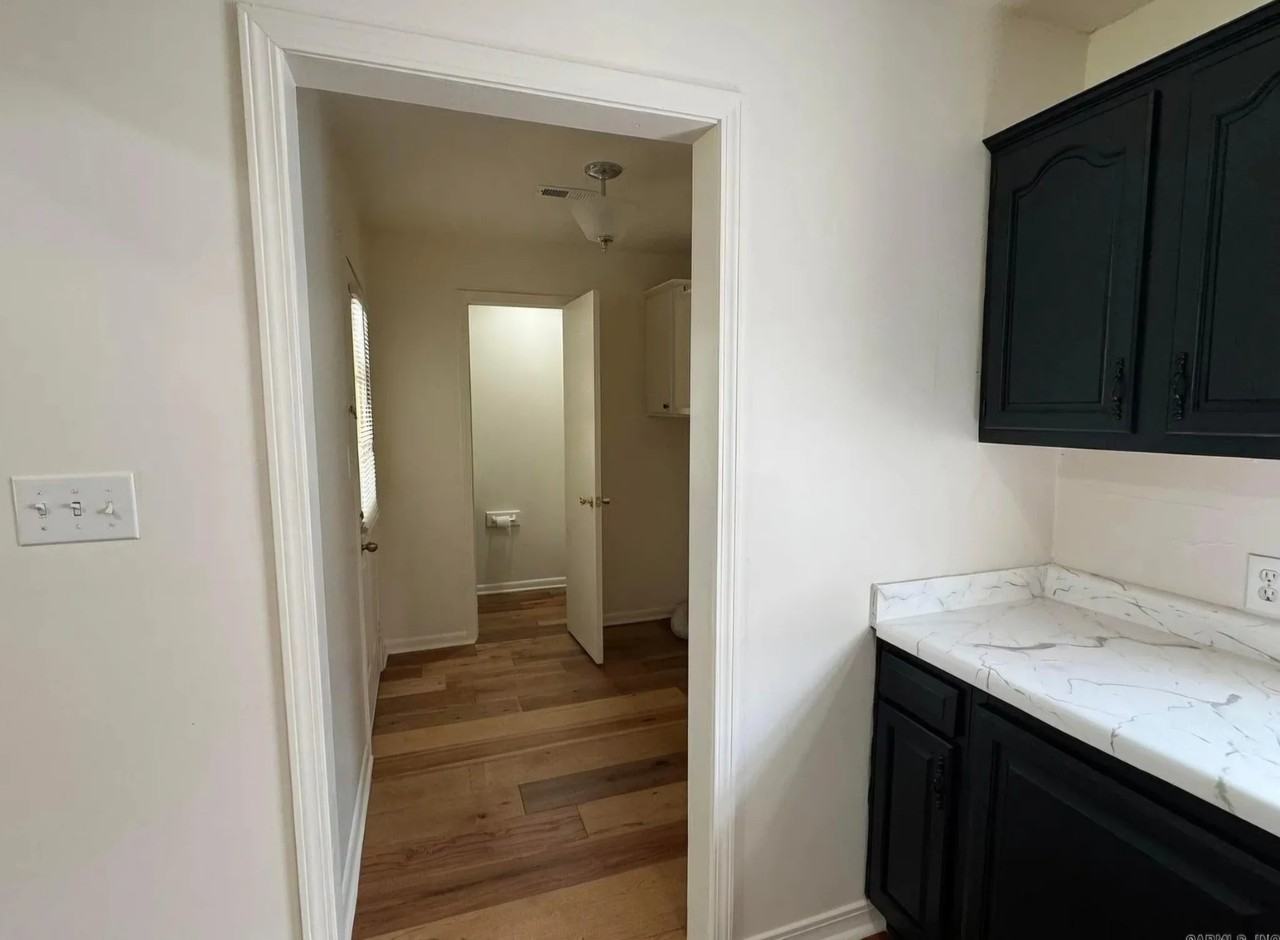 128 Hiawatha Dr - Photo 5 of 13