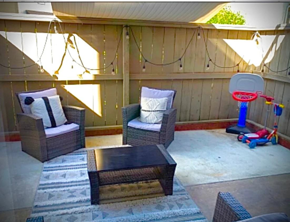 450 W Vermont Ave #1403 - Photo 4 of 20