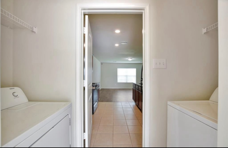 15418 Hillside Mill Dr - Photo 5 of 7