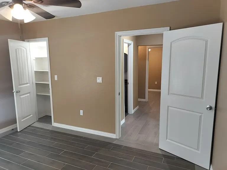 1501 Willow St - Photo 7 of 12